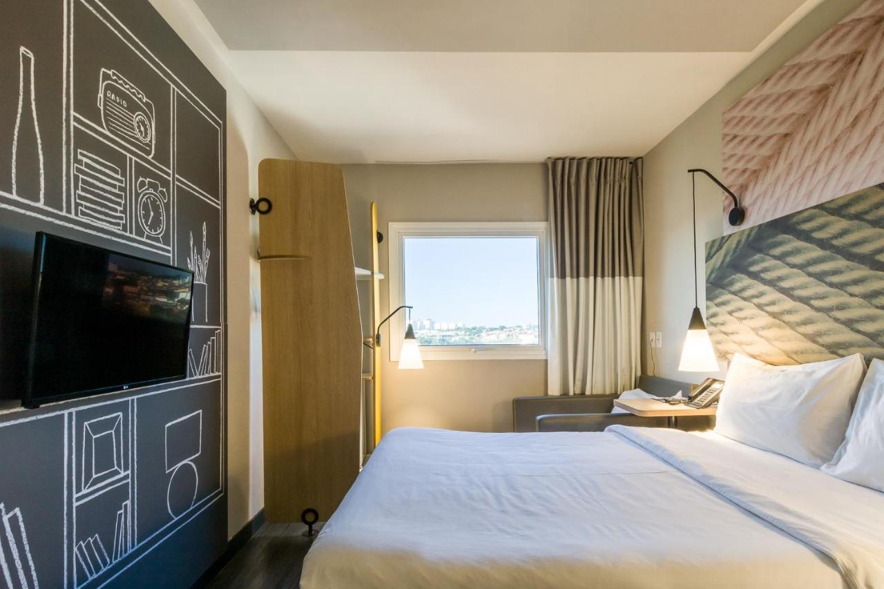 Quarto Duplo Standard com Sofá-cama