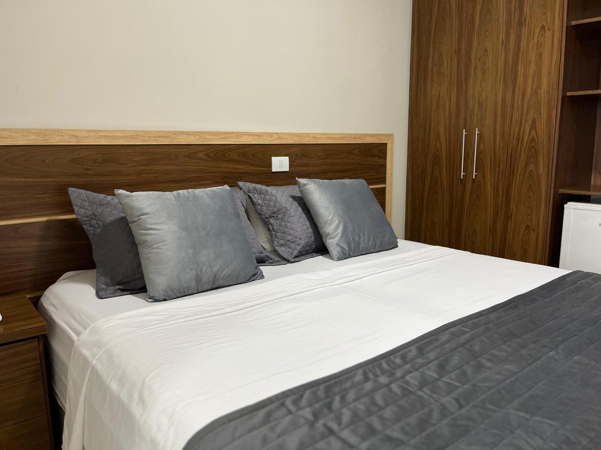Quarto Duplo